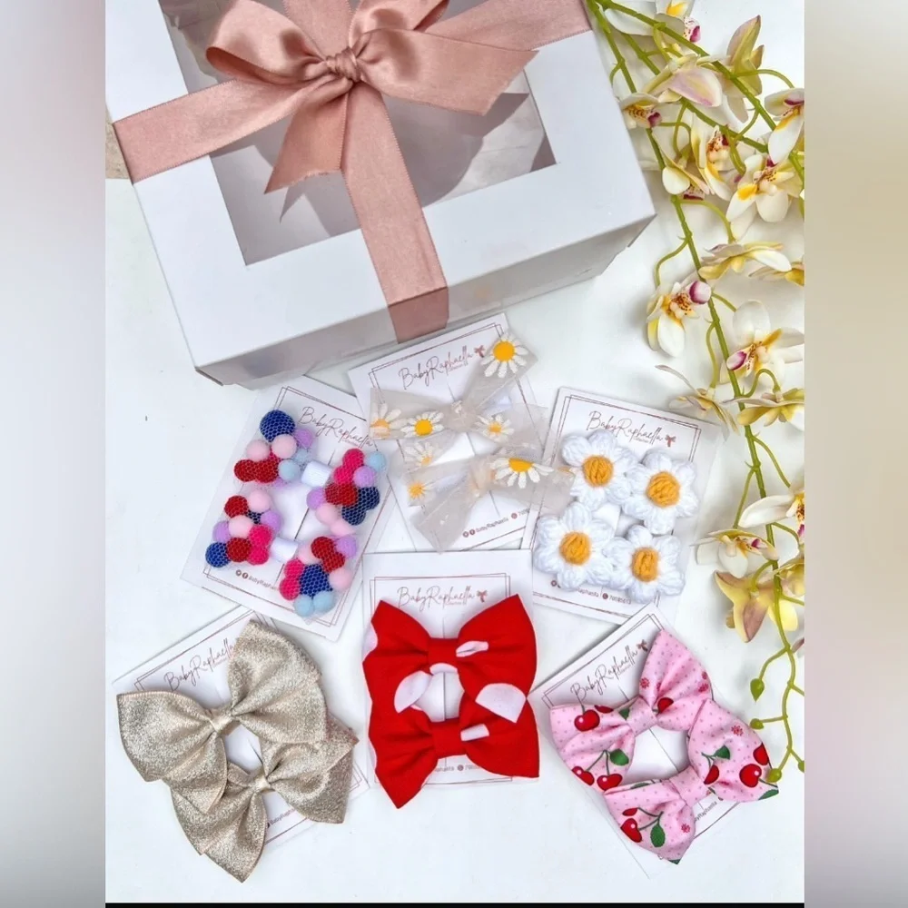 Baby Girl Hair Bow Box Bundle Alligator clip bows